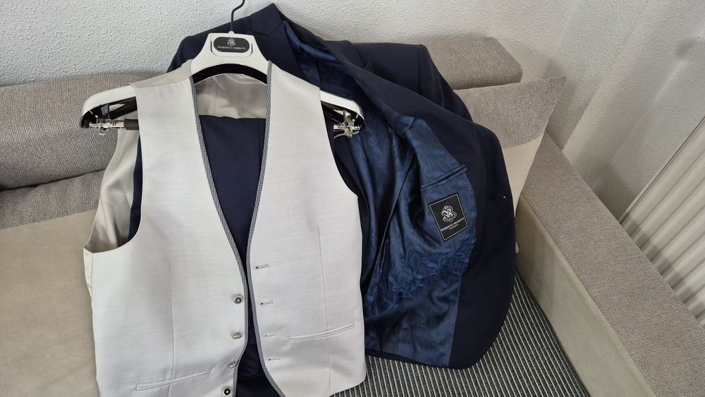 Нови костюми Roberto Vicentti и Antonaga