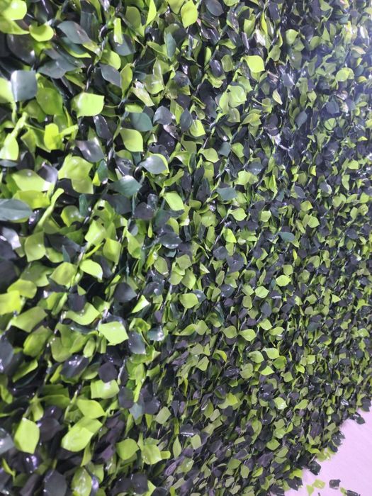 Sun'iy gazon, Dekorativ sun'iy gullar, panjara va tosiqlar uchun gull