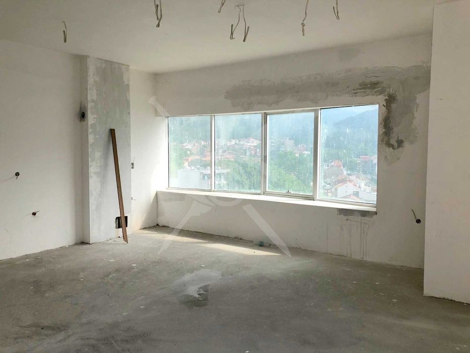 Продава се Тристаен апартамент в Асеновград - 111 кв.м за 1073 €/кв.м - Снимка #1