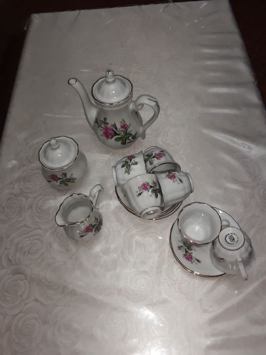 Продаются сервизы