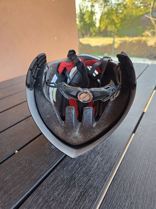 Каски за колоездене/триатлон