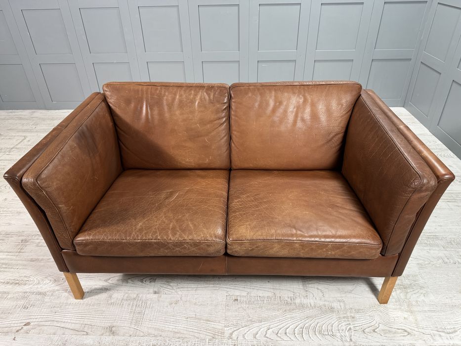 Винтидж диван 2-ка естествена кожа Д1134
