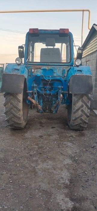 Продам трактор с телегами и плуг