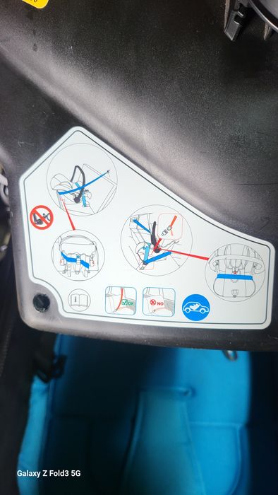 Продам коляску с автокреслом.