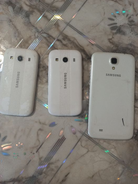 Продам телефоны Slmsung на запчасти