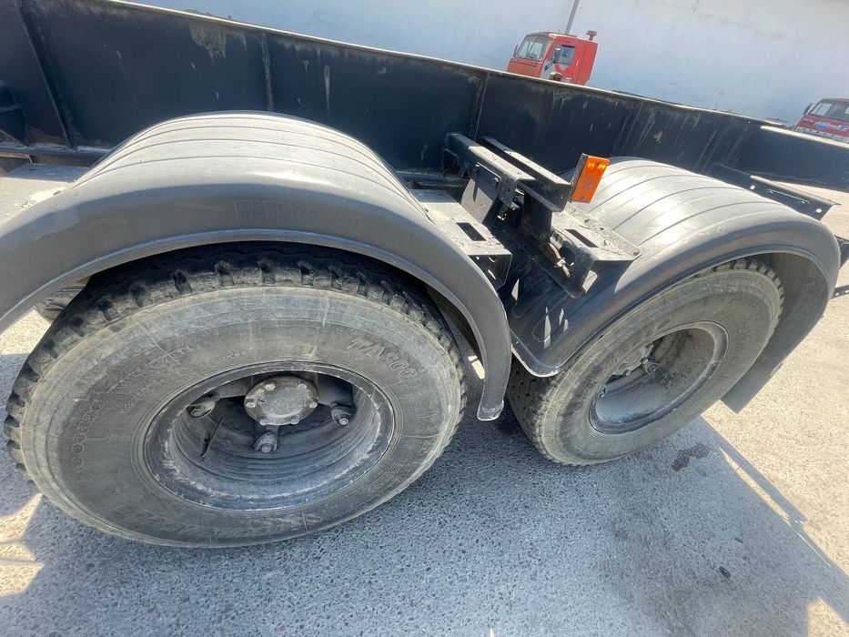 20futlik kantener uchun mollajlangan pritsep alo xolatda