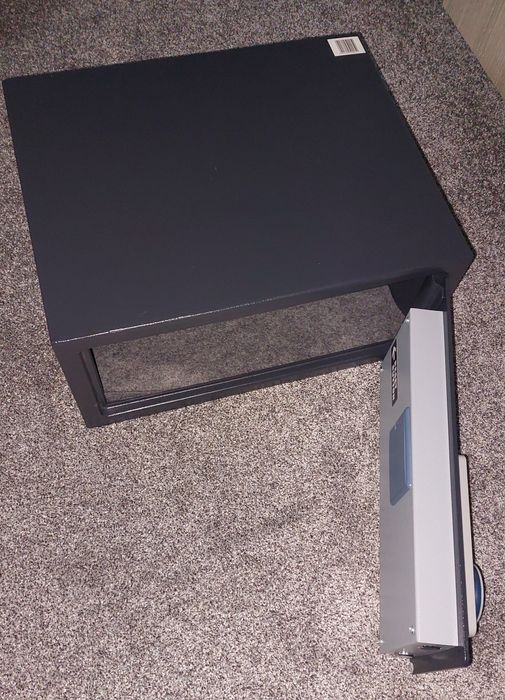 Seif digital dar și cu 2 chei rezerva