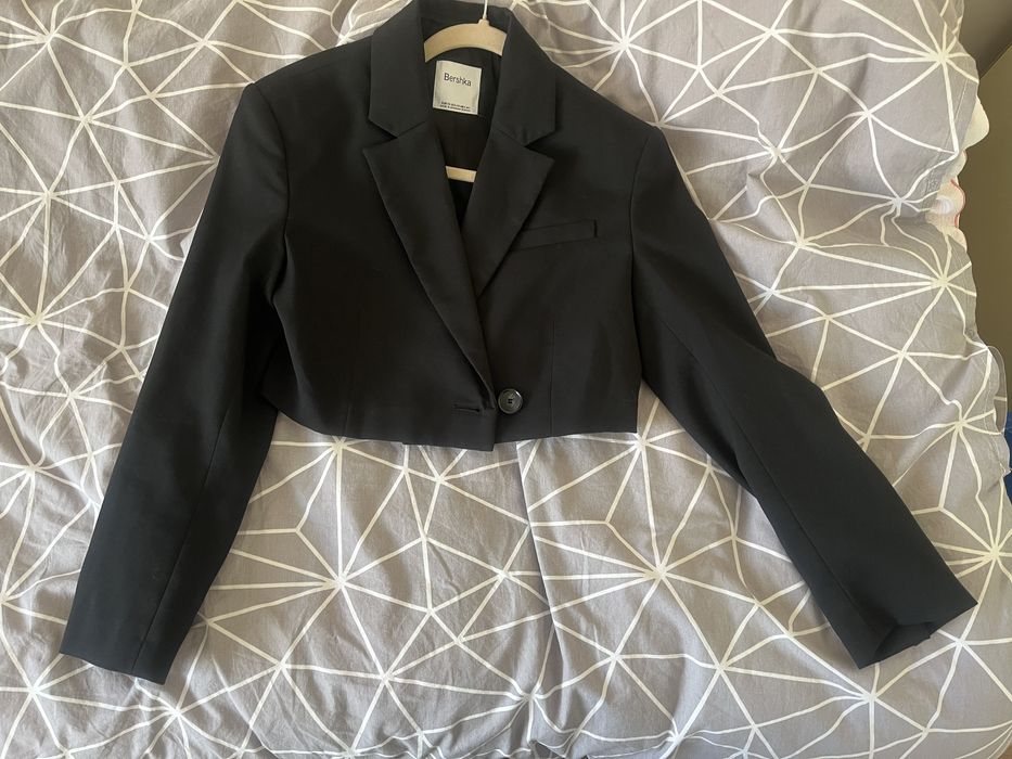Късо сако на Bershka, XS