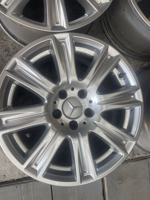 17 “ mercedes А212