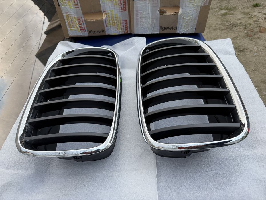 Grile/ Nari/ Ornamente bara fata Bmw f10,E90,E60,E46,E39,F32,F36