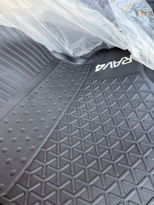 балоны рав 4 и полик от рав4