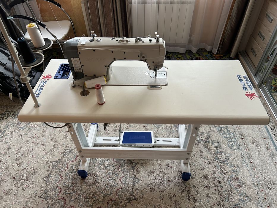 Продам швейную машину Shunfa S1