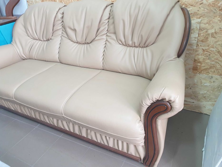 Canapea neextenibila 3 locuri-Piele-import