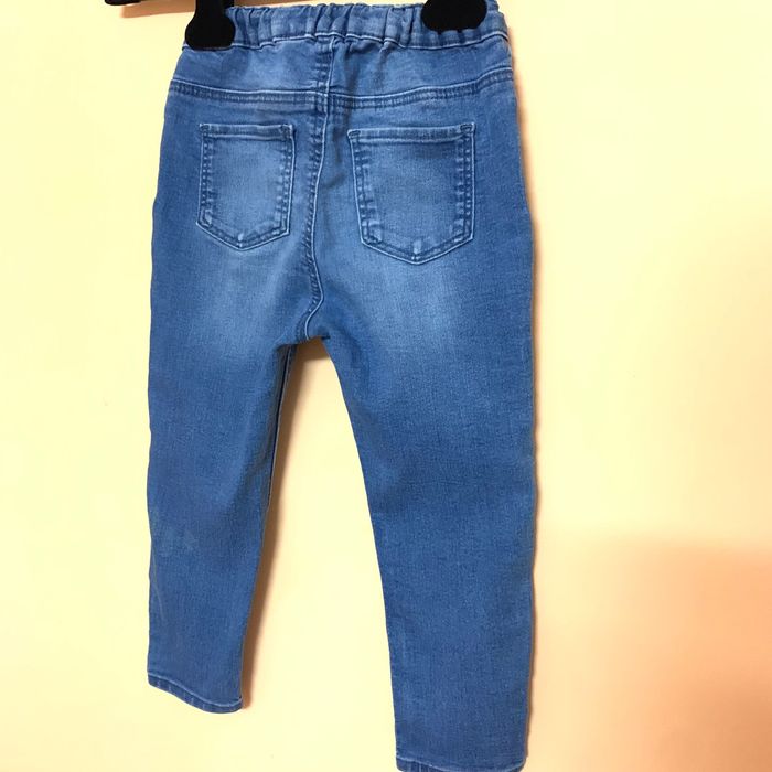 Детски дънки H&M за момиче с бродерия (гъбки и пеперуди), р-р 98 (2-3 г.) – Като нови