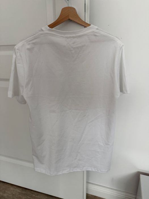 Vand tricou Ami