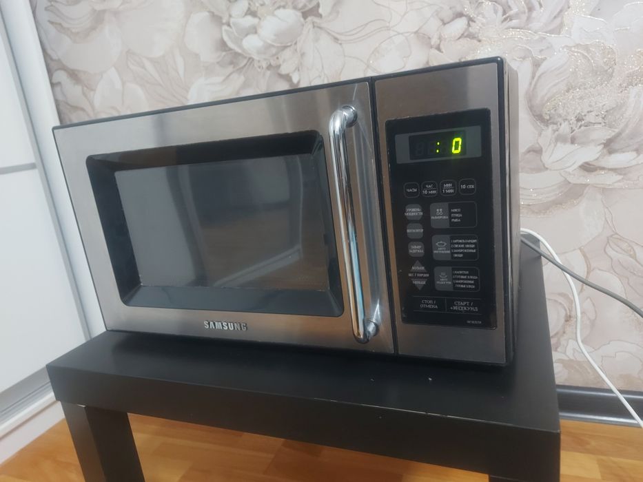 Микроволновка Samsung