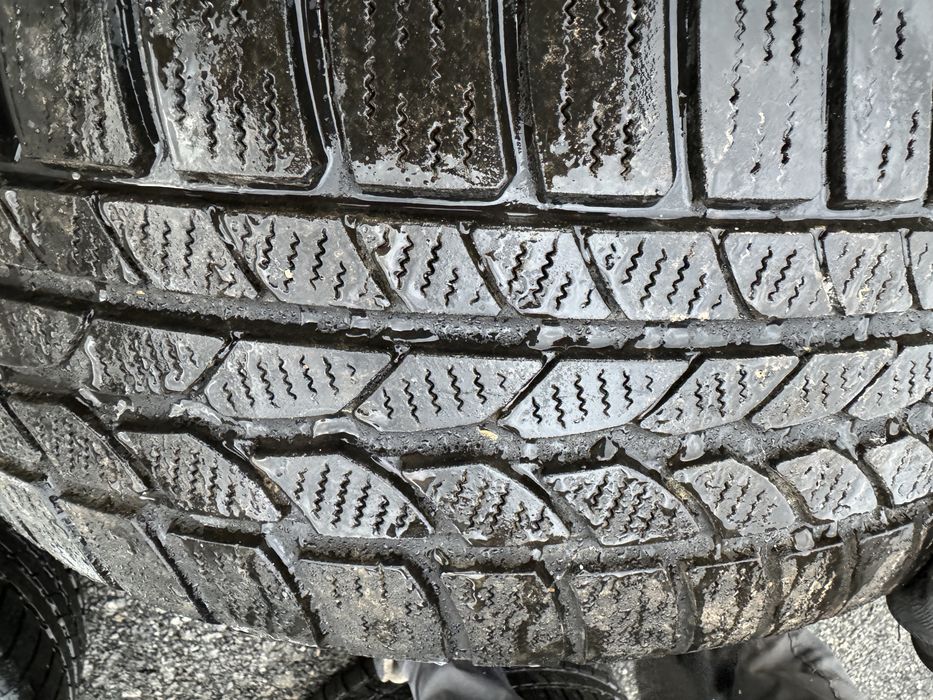 Jante cu cauciuri de iarna 245 55 17 BMW X3