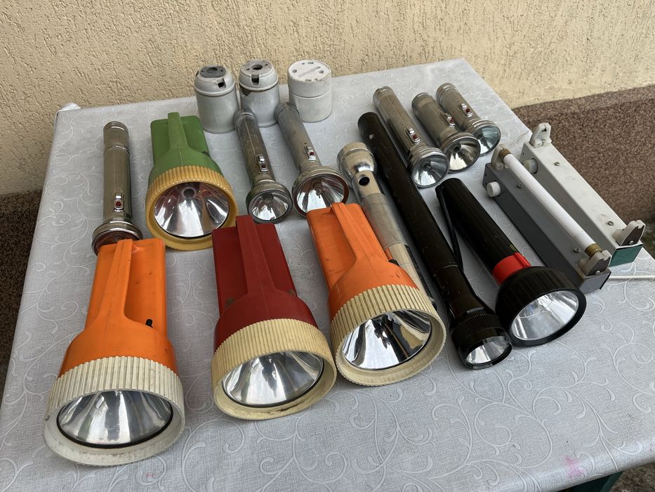 Lot lanterne vintage de colectie DDR, China, SUA, românești