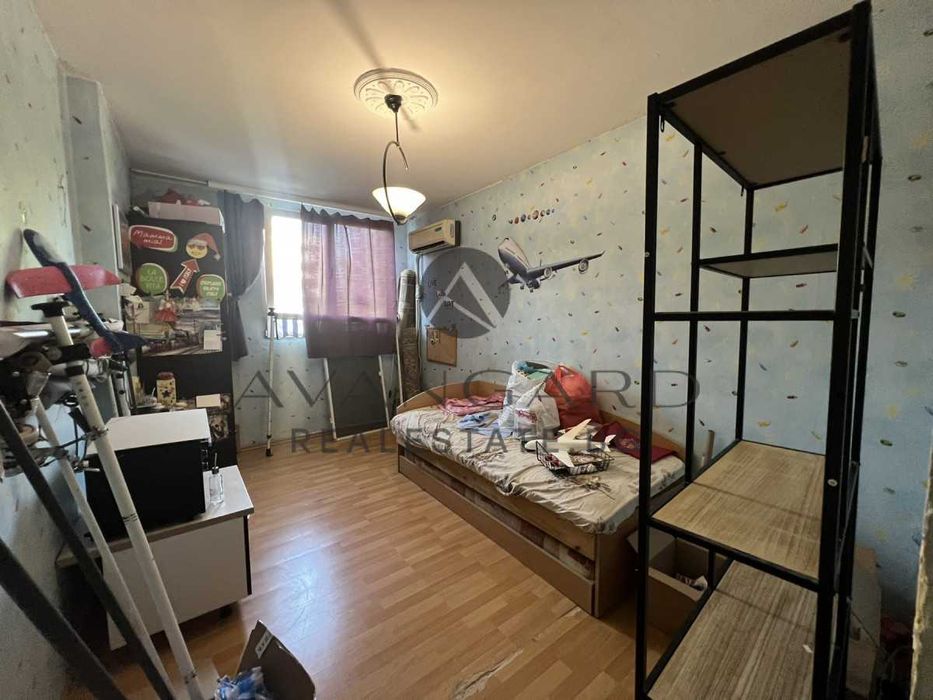 Продава се Тристаен апартамент в Пловдив, Тракия - 72 кв.м за 1903 €/кв.м - Снимка #3