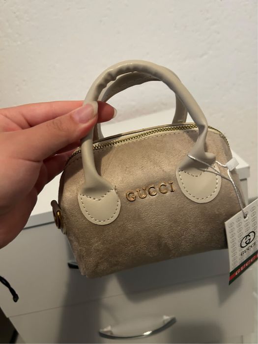 Дамски чанти gucci различни цветове