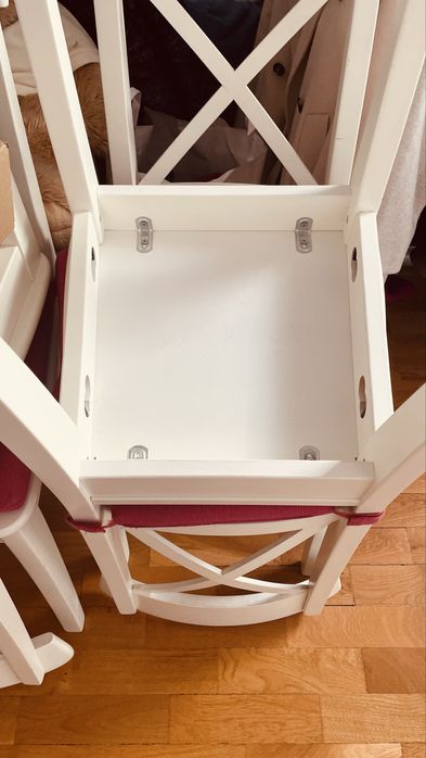 Scaune albe lemn ikea