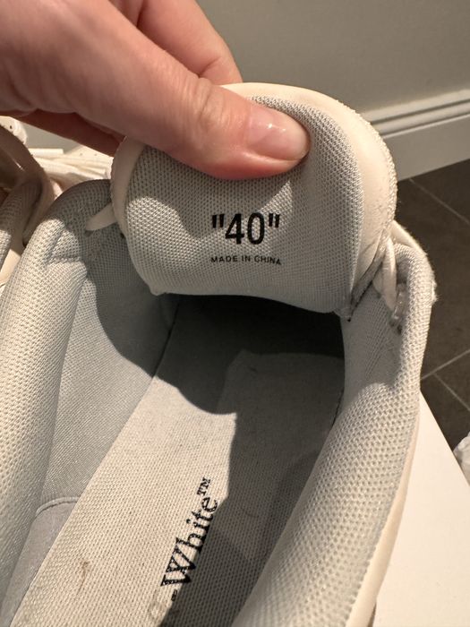 Оригинални маратонки off-white