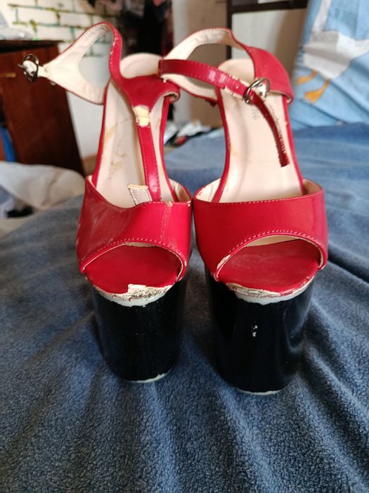 Стрипы танцевальная обувь