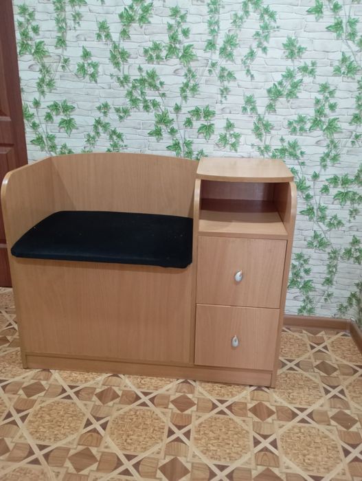 Продам тумбу б/у цена 14000