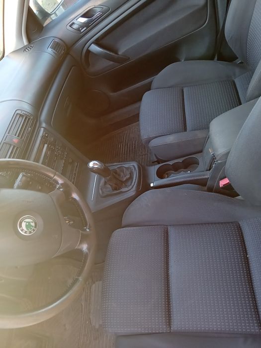 Vând skoda superb 1
