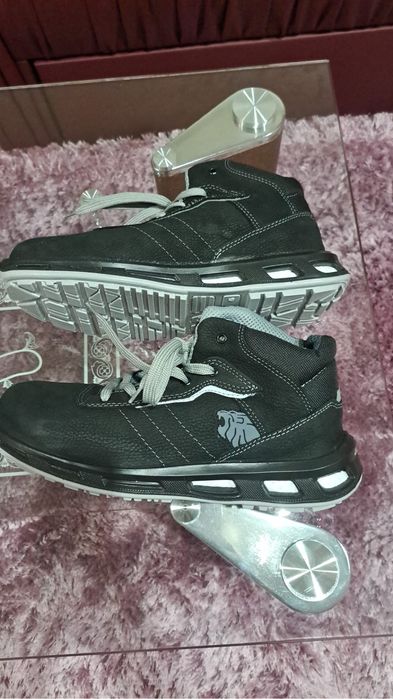 Ghete din piele intoarsa Lift S3 SRC, 45 si 46