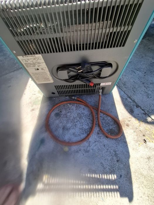 Lada frigorifica Electrolux 12v/220v/gaz