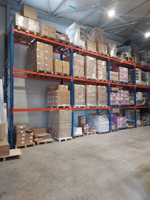 Rafturi metalice depozitare marfa