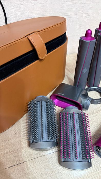 Dyson стайлер для волос