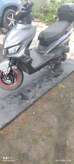 Продам скутер..49.9 куб