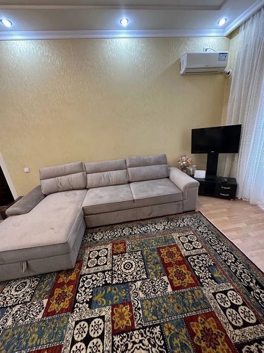 Сдается 2 ком Новомосковском. Улица Оккурган. Стадион Старт