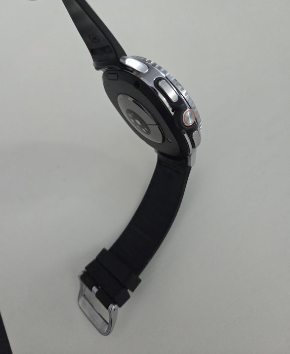 Samsung Galaxy Watch 8 Classic 47mm – Sapphire Glass – Garanție 2 Ani