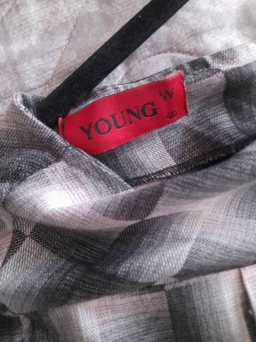 Fusta  scurta mar. 40