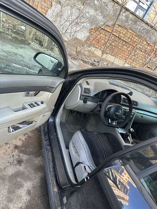 Audi a4b6 quatro