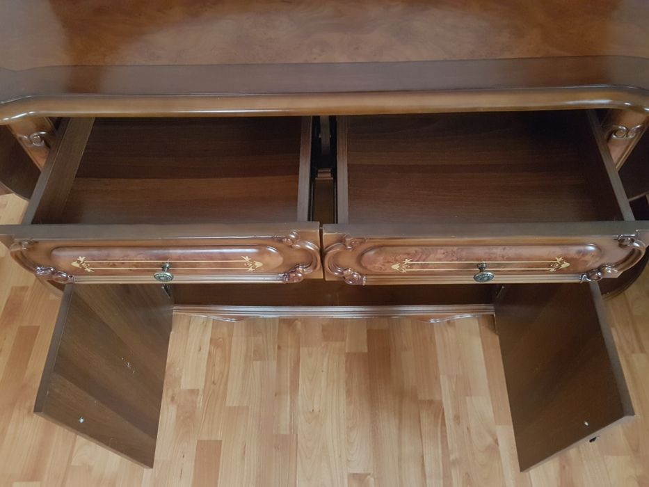 Комод с зеркалом обмен холодильник