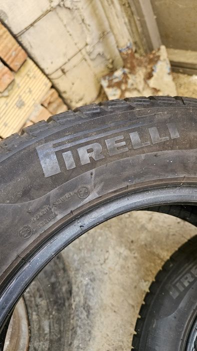 2бр гуми 215 60 16 пирели