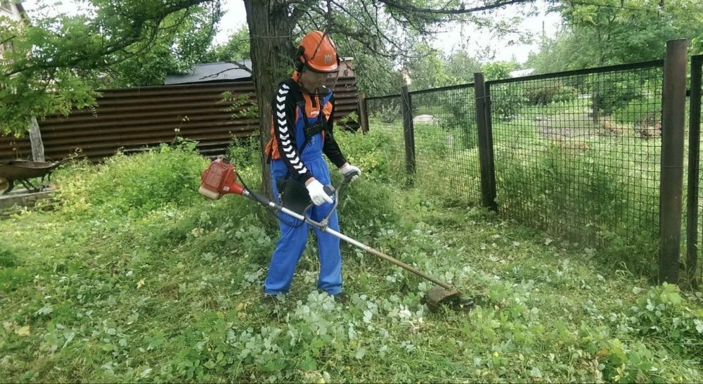 Косим траву уборка огорода