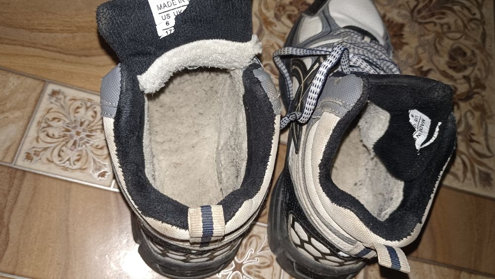 Зимние кроссовки