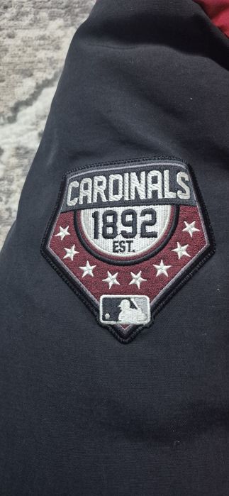 Продам Зимний пуховик.