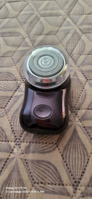 Нова,машинка за бръснене