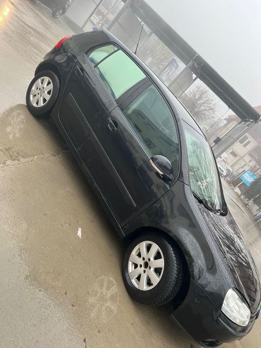 Volkswagen GOLF 5 1.6