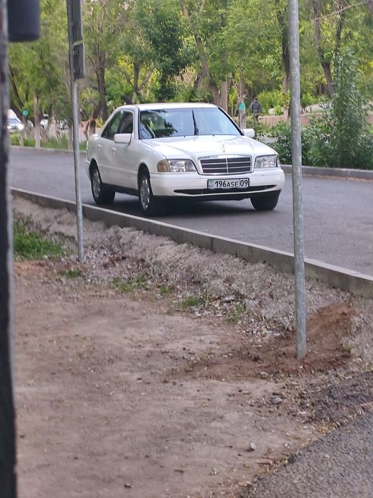 Продам mercedes w202