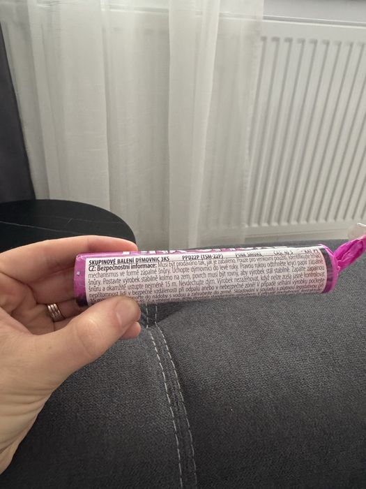 Fumigena roz Pink Smoke gender reveal