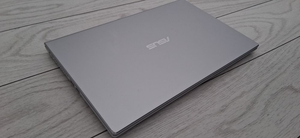 Laptop Asus, SSD 500 Gb , 8 Gb Ram, Intel