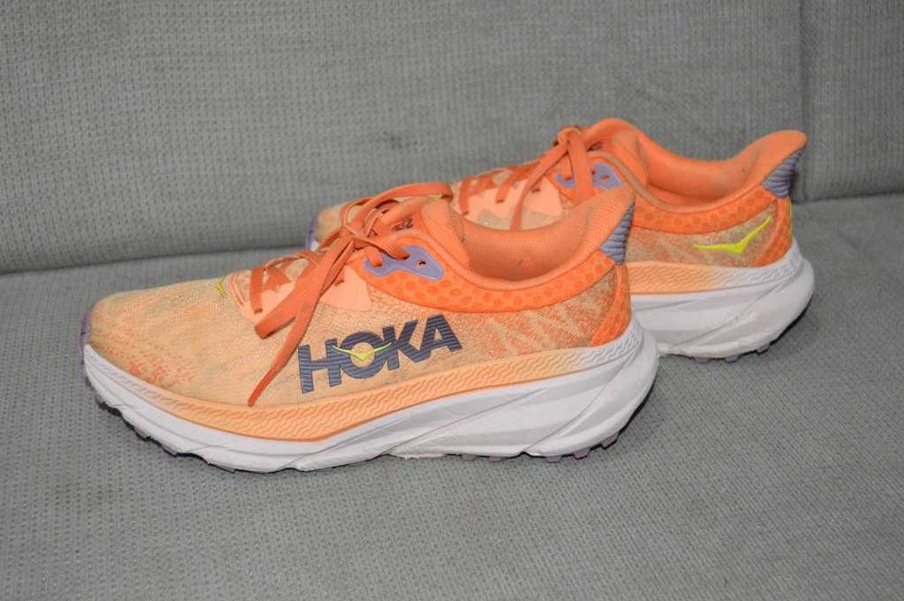 Hoka Challenger ATR 7 (Women's Trail/Road) 39 1/3