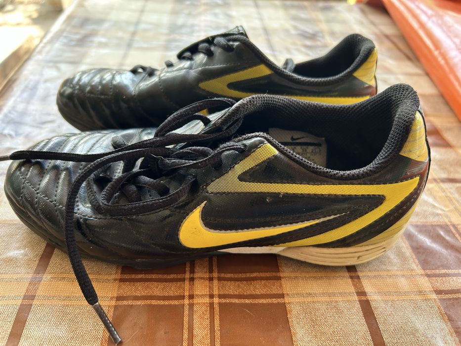 Футболни обувки Nike 34 номер